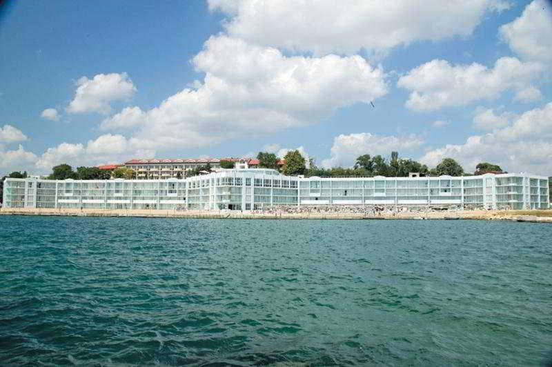 Hôtel Dolphin Marina à Varna Extérieur photo